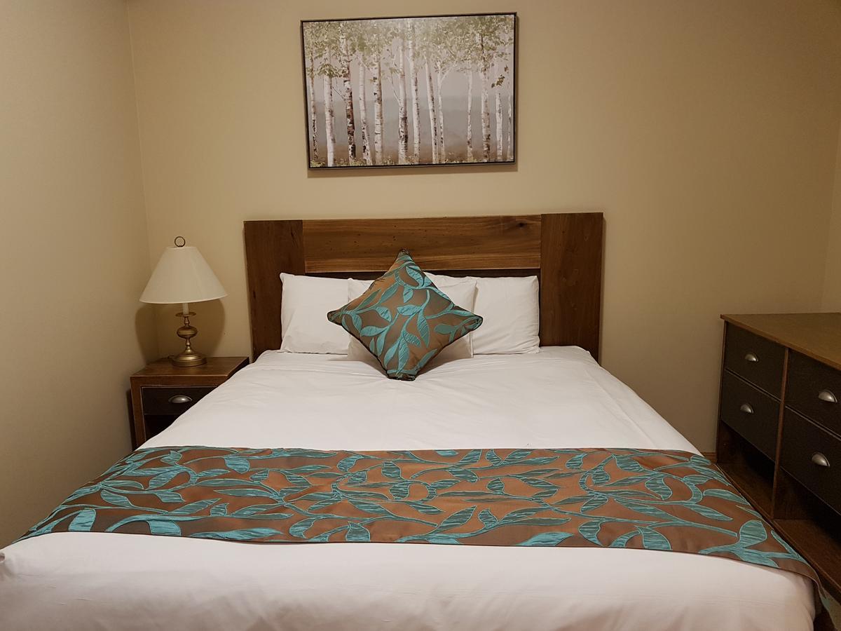 Sunset Resorts Canmore And Spa Zewnętrze zdjęcie